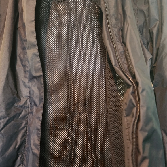 Columbia Waterproof light weight jacket XS - Picture 2 of 4